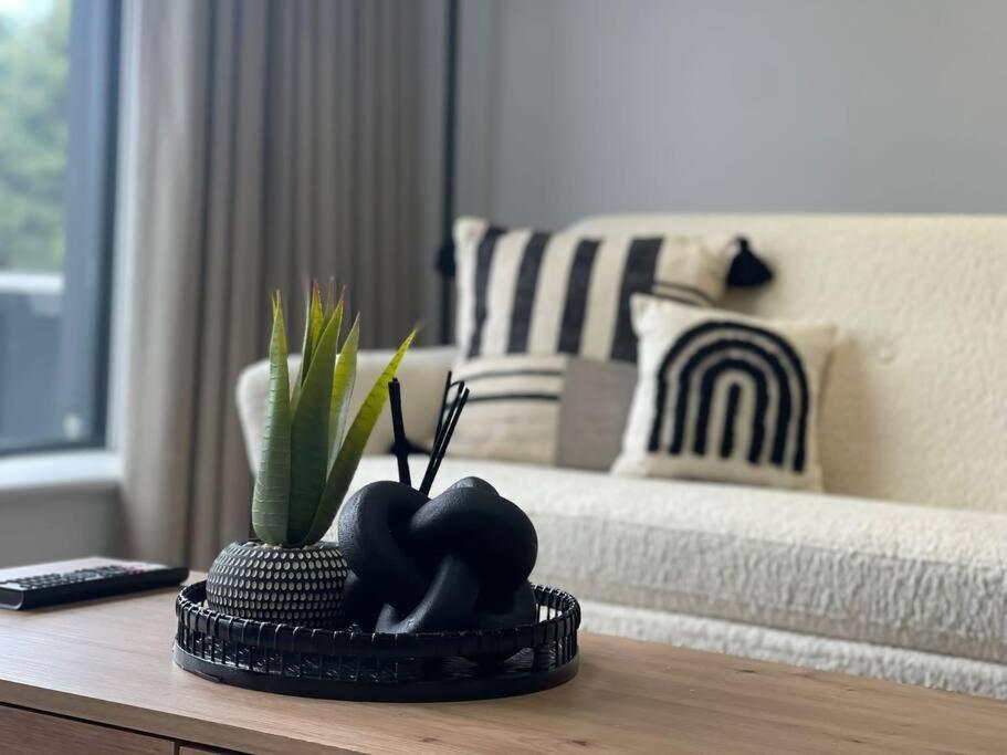 Trendy Apartment In Cardiff Free Parking Экстерьер фото