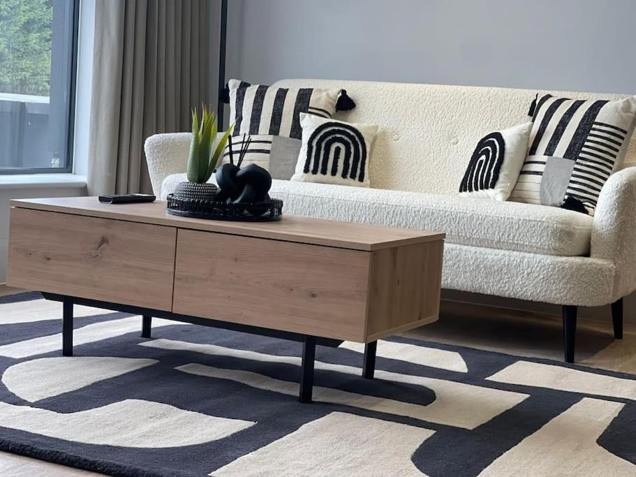 Trendy Apartment In Cardiff Free Parking Экстерьер фото
